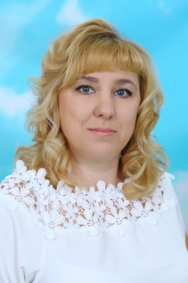 Воспитатель первой категории Лосева Оксана Анатольевна Воспитатель первой категории Лосева Оксана Анатольевна